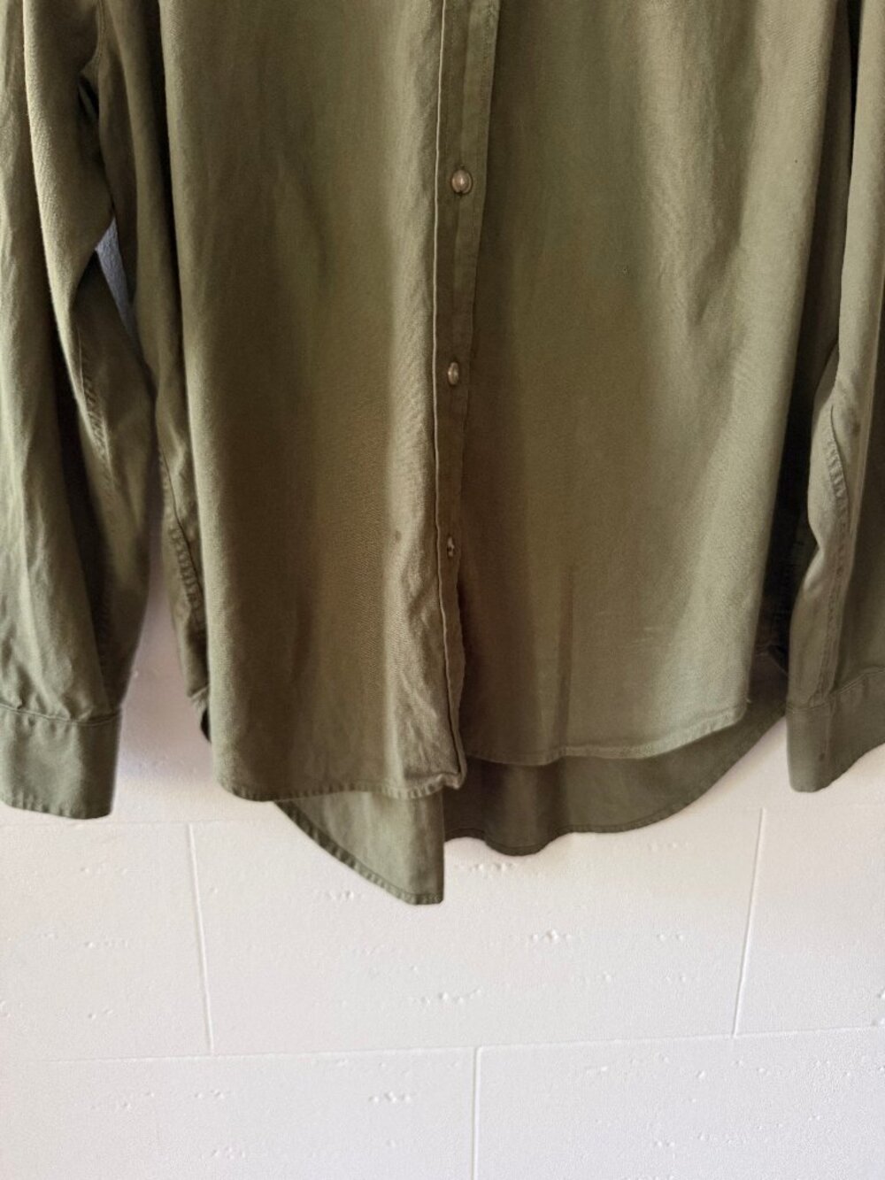Denim Forum Aritzia | Khaki The Jane Longsleeve Shirt | Oversized Button | Small - Picture 6 of 10
